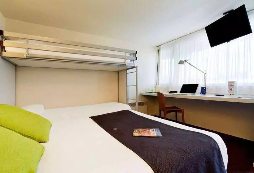 Отель Campanile Poitiers Site Du Futuroscope