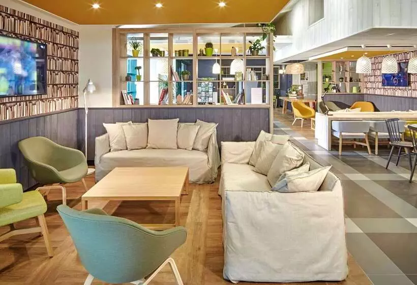 Отель Campanile Poitiers Site Du Futuroscope