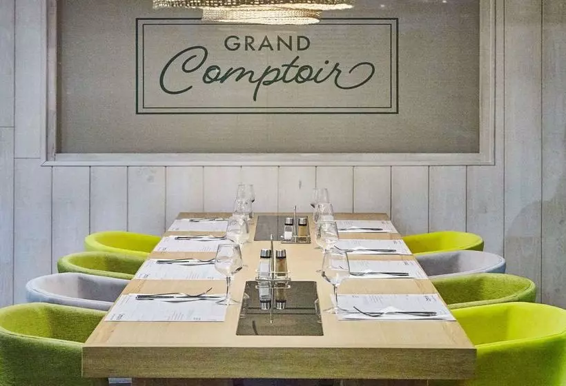 Отель Campanile Poitiers Site Du Futuroscope