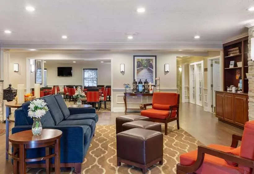 هتل Comfort Inn Auburn Worcester