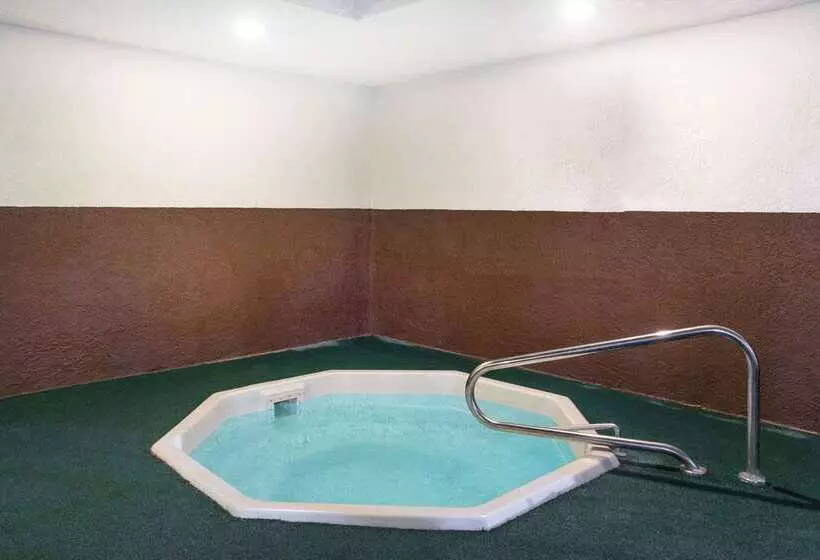 酒店 Days Inn By Wyndham Bishop