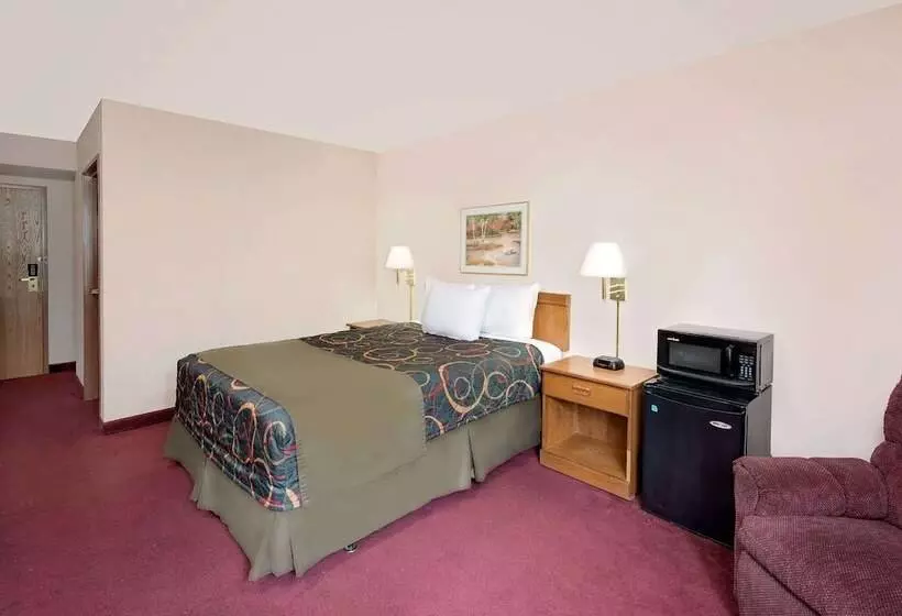 酒店 Days Inn By Wyndham Boonville