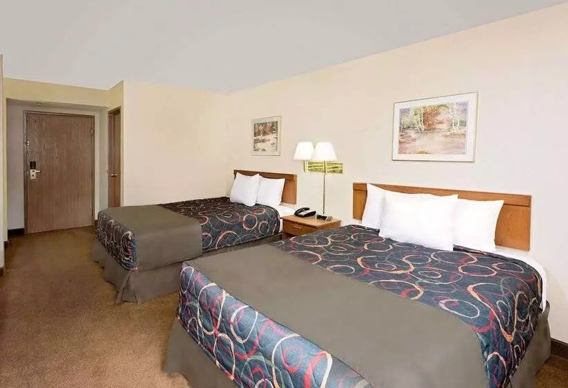 酒店 Days Inn By Wyndham Boonville