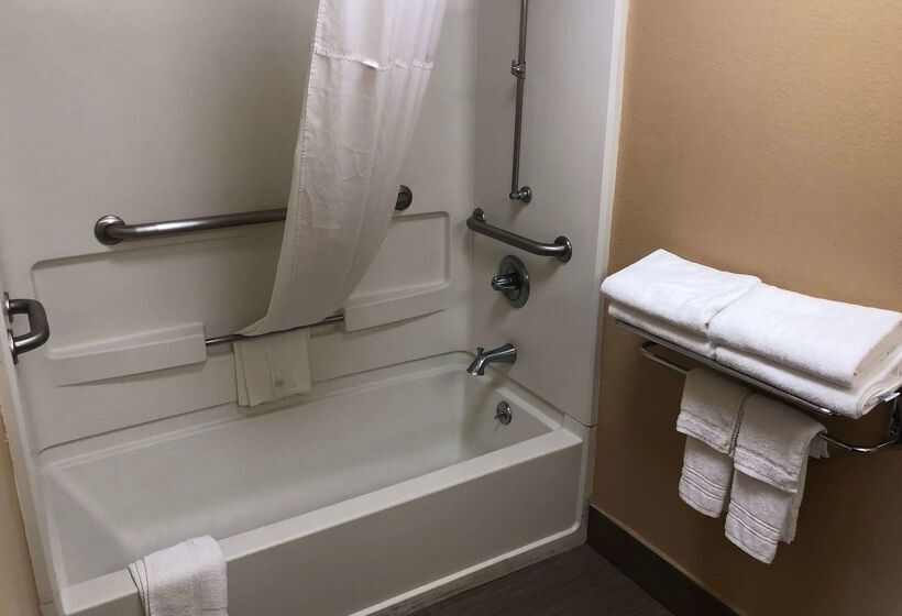 Otel Days Inn By Wyndham Columbus