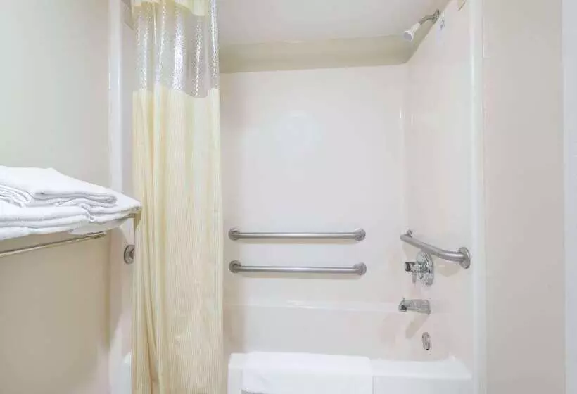 酒店 Days Inn By Wyndham Fort Payne