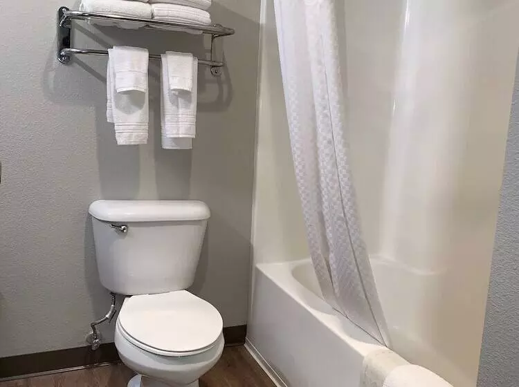 ホテル Days Inn By Wyndham Hayward Airport