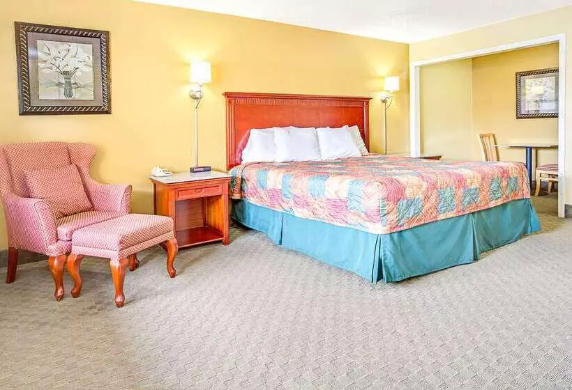 Отель Days Inn By Wyndham Orange City/deland