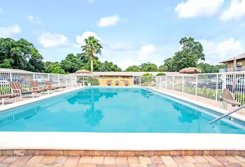 Отель Days Inn By Wyndham Orange City/deland