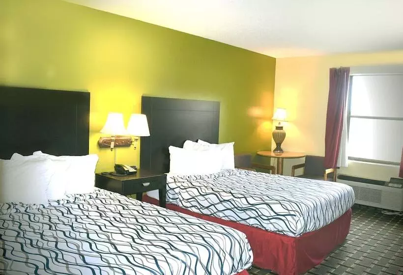 Отель Days Inn By Wyndham Park City Kansas