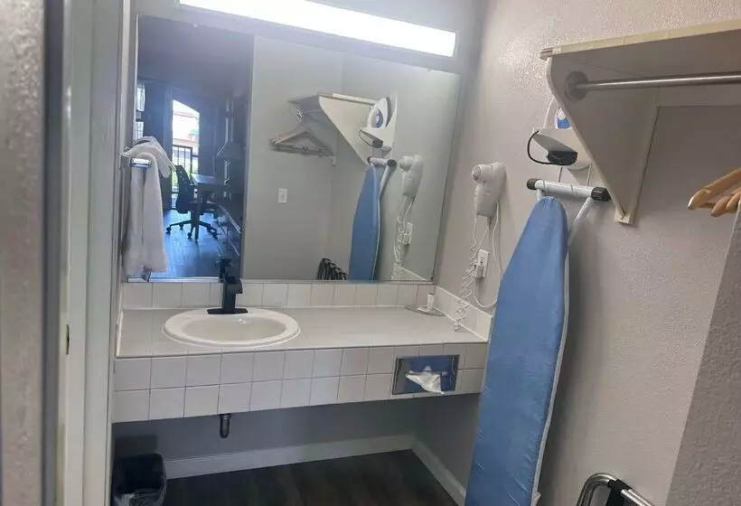 酒店 Days Inn By Wyndham Rocklin/sacramento