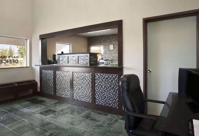 酒店 Days Inn By Wyndham Rocklin/sacramento