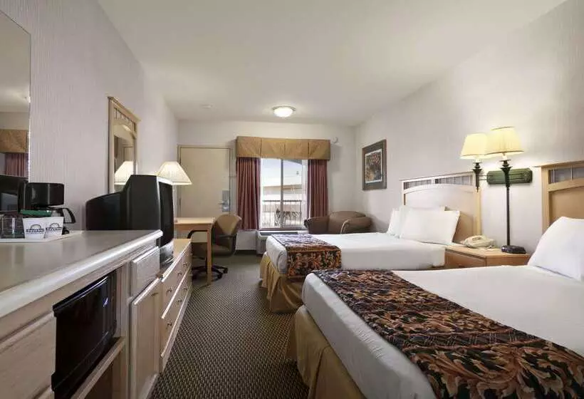 酒店 Days Inn By Wyndham Rocklin/sacramento