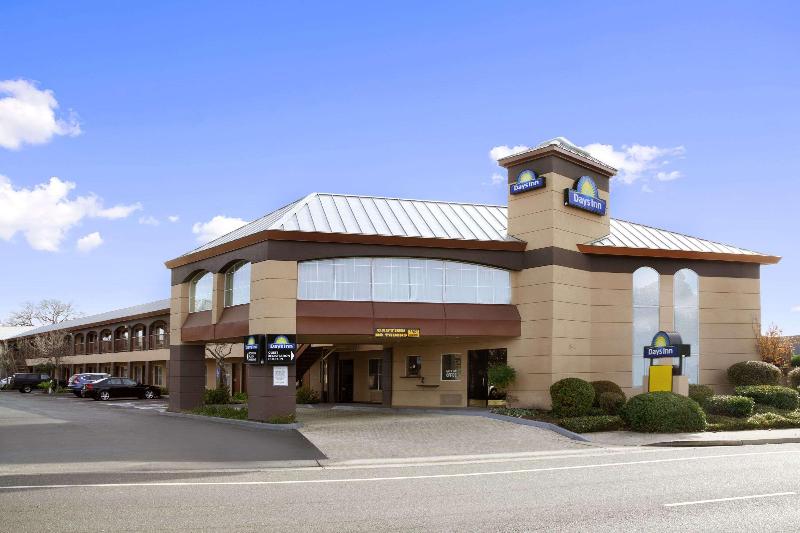 Отель Days Inn By Wyndham Rocklin/sacramento