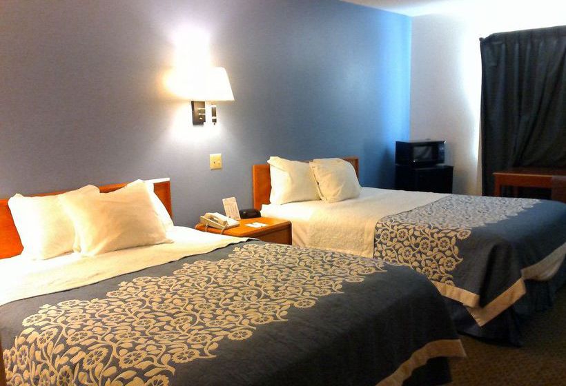 هتل Baymont By Wyndham Kearney