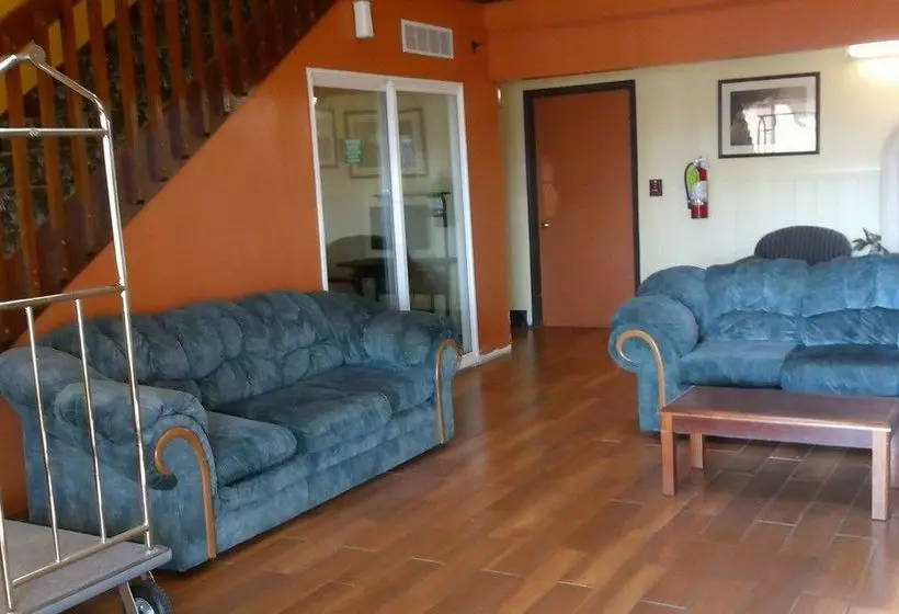 Отель Baymont By Wyndham Kearney