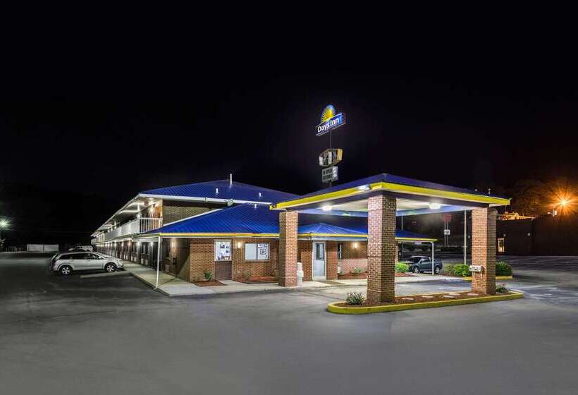 Отель Days Inn By Wyndham Renfro Valley Mount Vernon