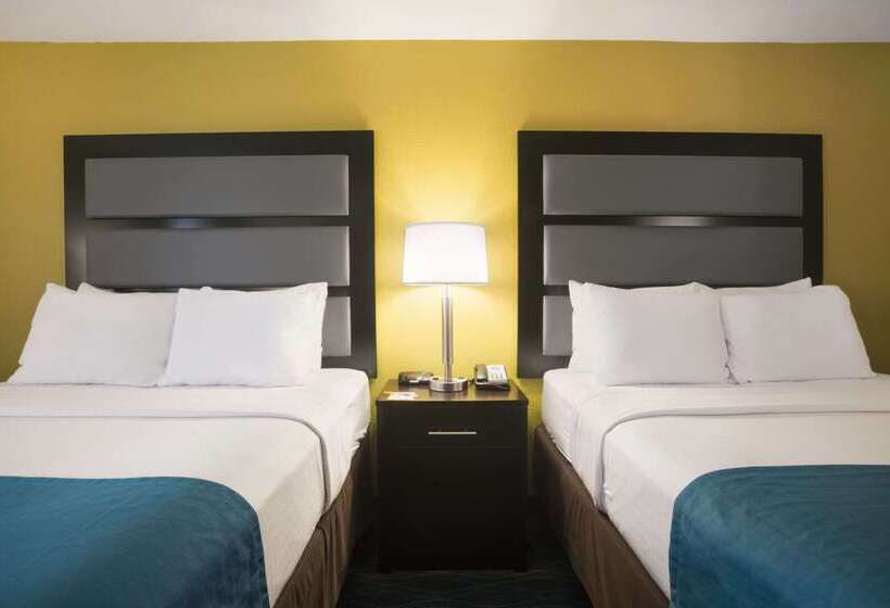 ホテル Days Inn & Suites By Wyndham Commerce