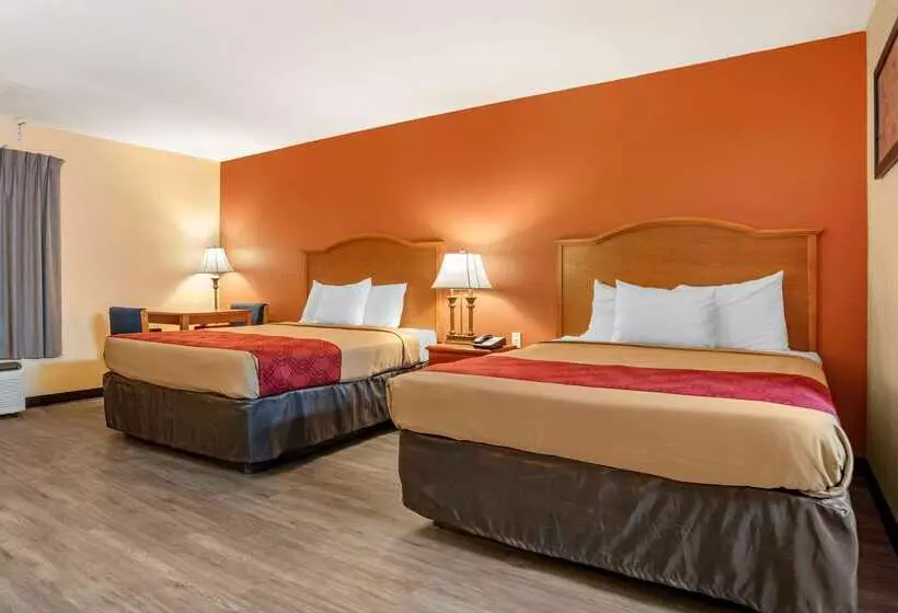 호텔 Econo Lodge Inn & Suites