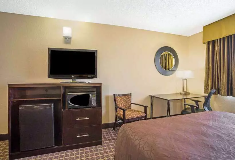 ホテル Howard Johnson By Wyndham Williams