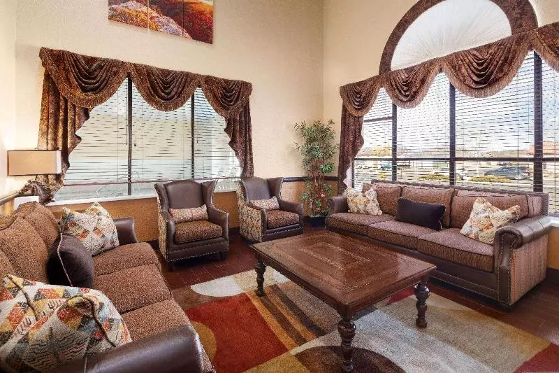 ホテル Howard Johnson By Wyndham Williams