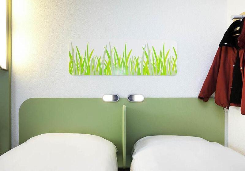 בית מלון כפרי Ibis Budget Carcassonne La Cité