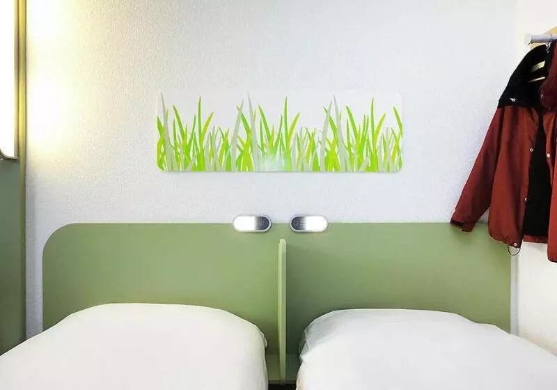 בית מלון כפרי Ibis Budget Carcassonne La Cité