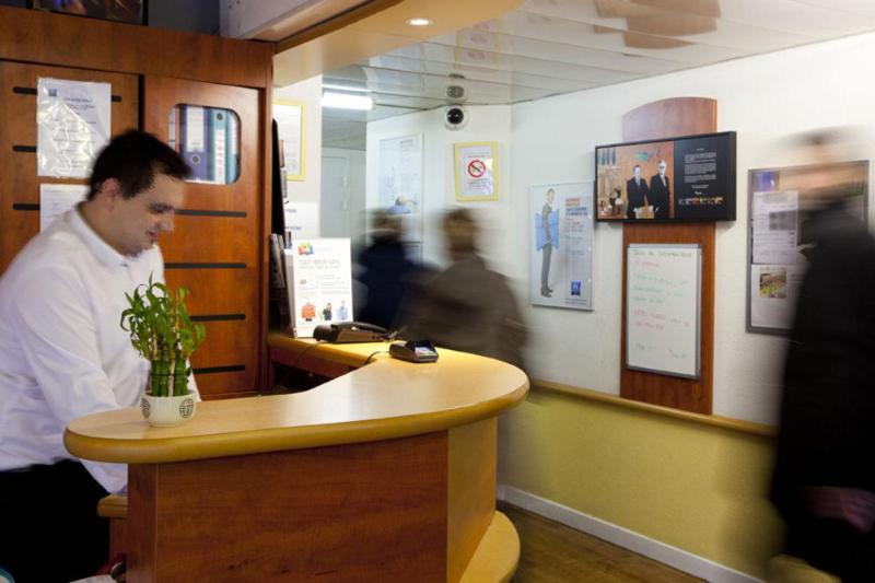 בית מלון כפרי Ibis Budget Carcassonne La Cité