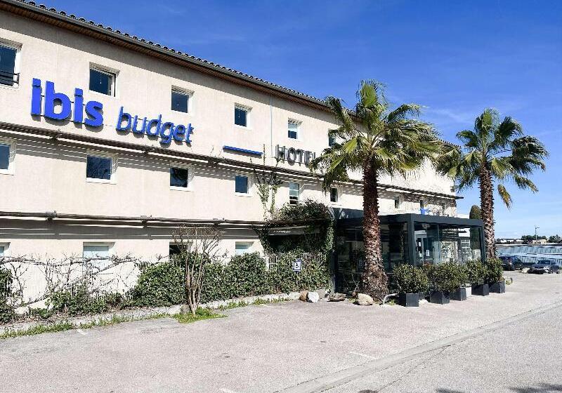 בית מלון כפרי Ibis Budget Carcassonne La Cité