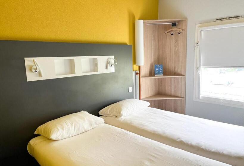 בית מלון כפרי Ibis Budget Carcassonne La Cité