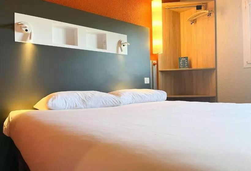 בית מלון כפרי Ibis Budget Carcassonne La Cité