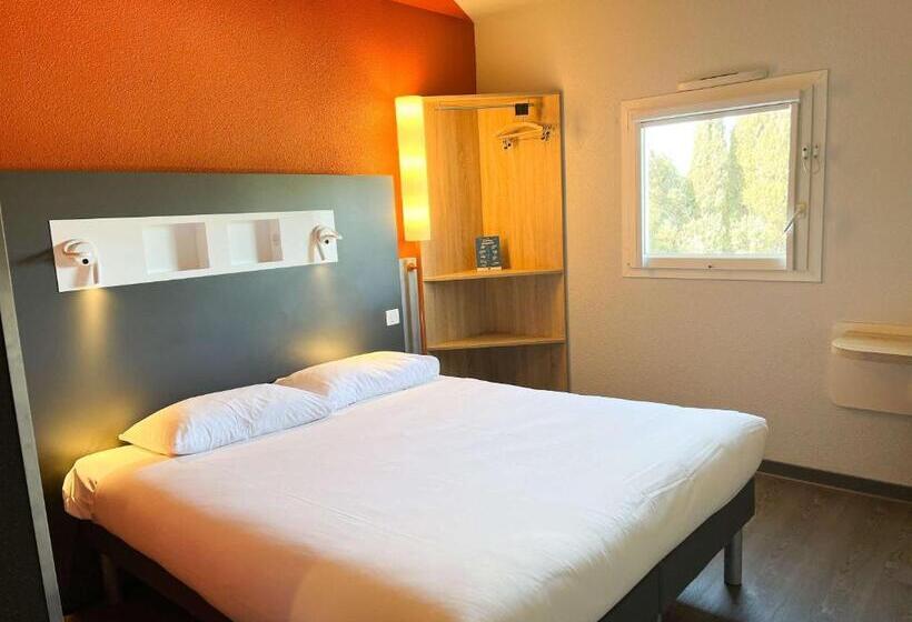 בית מלון כפרי Ibis Budget Carcassonne La Cité