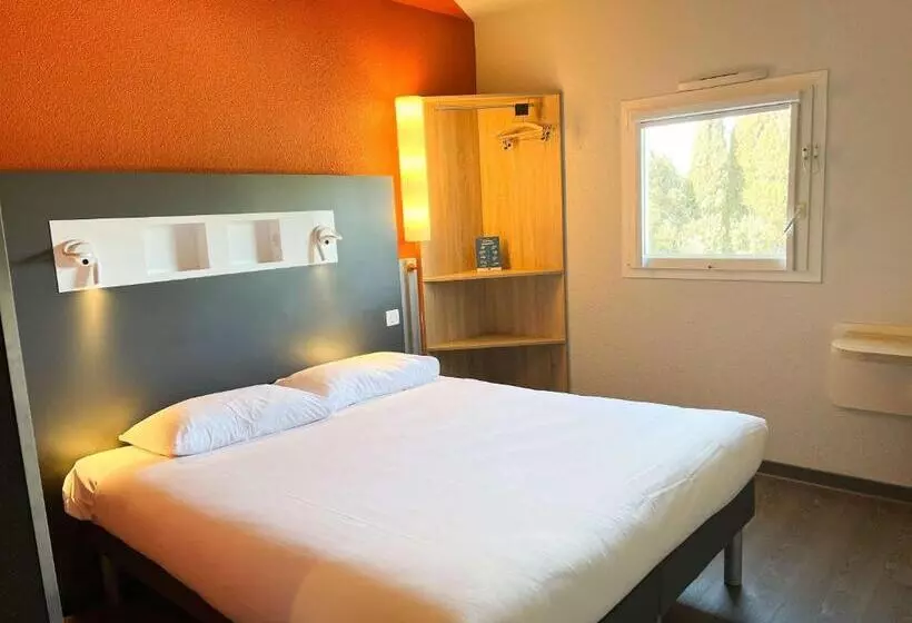 בית מלון כפרי Ibis Budget Carcassonne La Cité