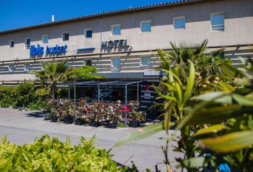 בית מלון כפרי Ibis Budget Carcassonne La Cité