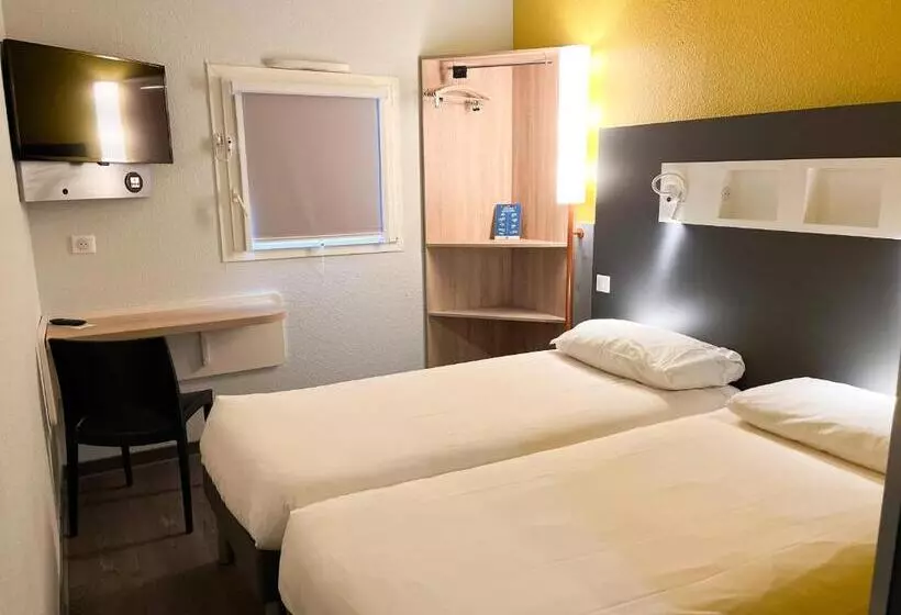 בית מלון כפרי Ibis Budget Carcassonne La Cité