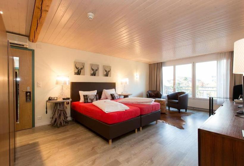 هتل Landhaus Säntis Herisau