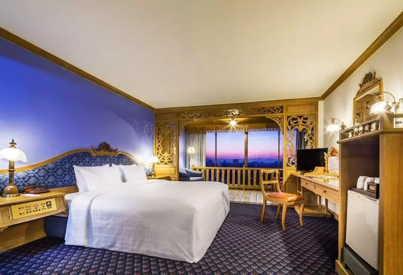 Hotelli Lotus Pang Suan Kaew