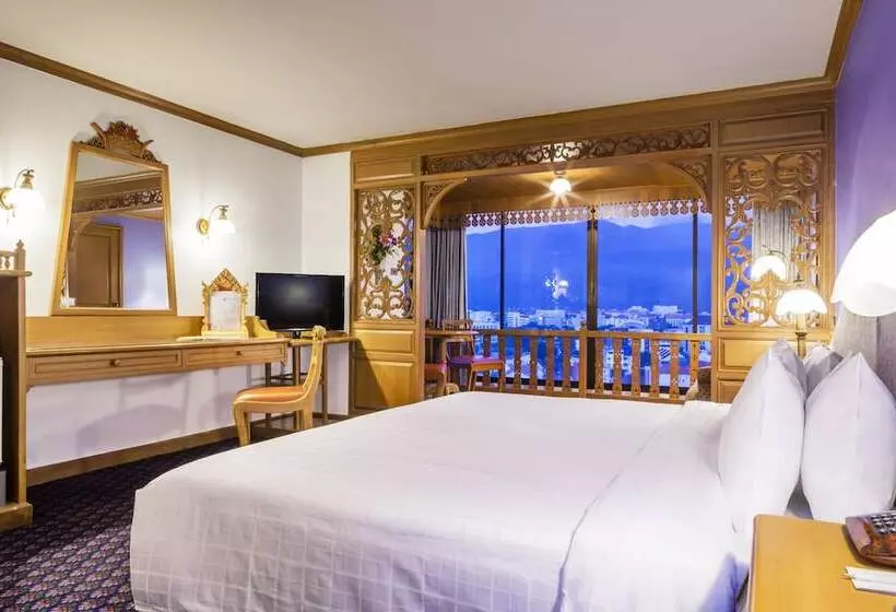 Hotelli Lotus Pang Suan Kaew