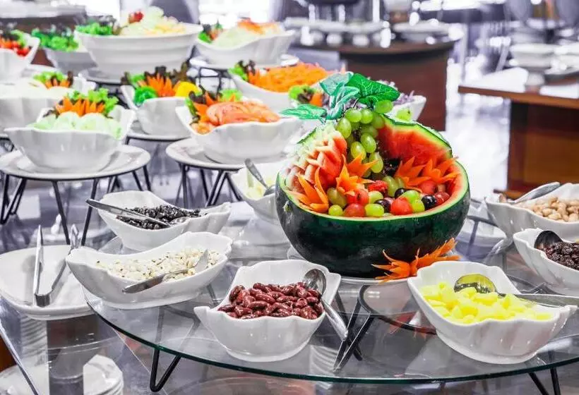 Hotelli Lotus Pang Suan Kaew