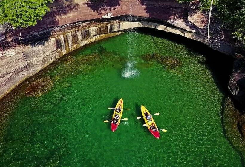 Otel Pictured Rocks Inn And Suites