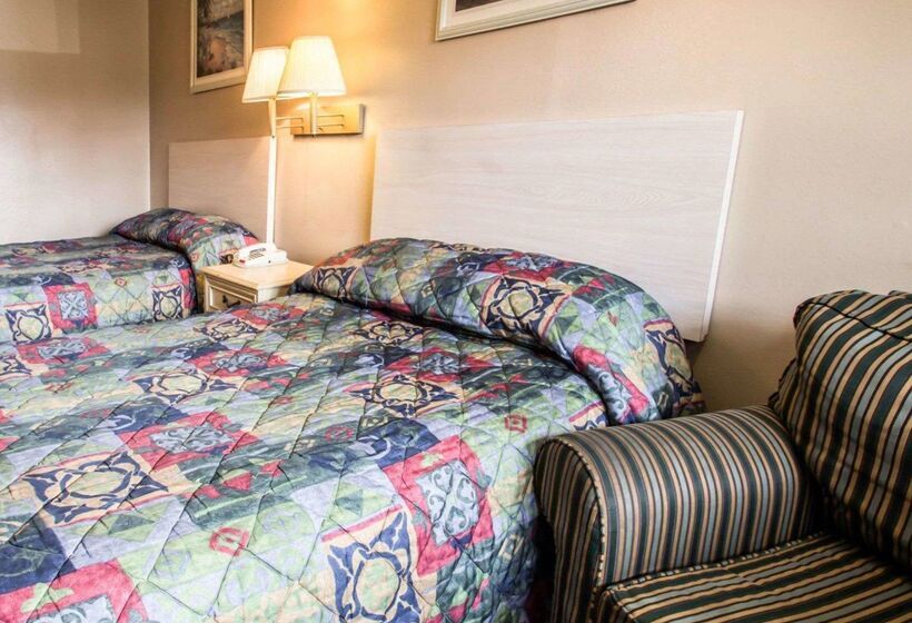 Отель Rodeway Inn