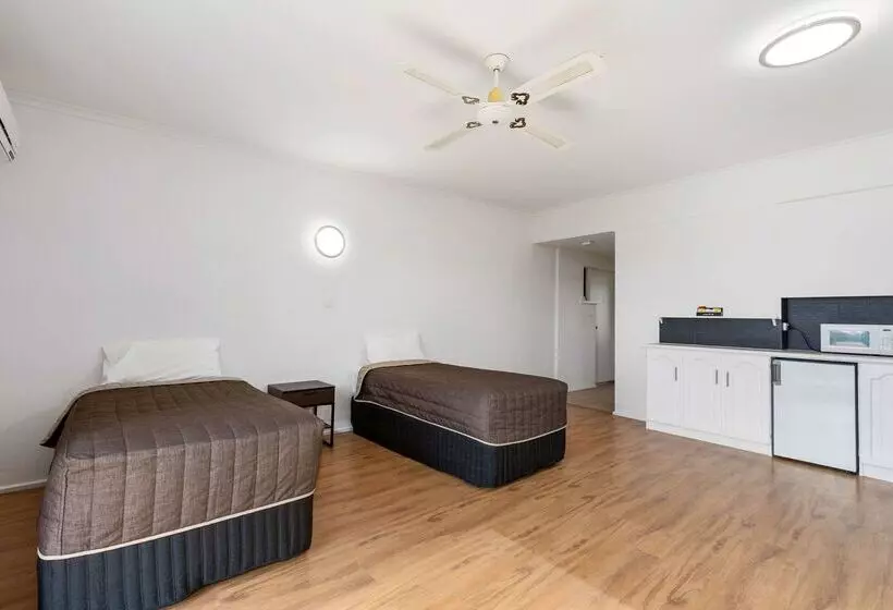 모텔 Comfort Inn & Suites Riverland