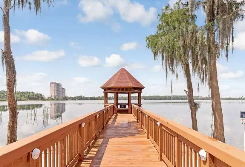 リゾートホテル Hilton Vacation Club Grand Beach Orlando