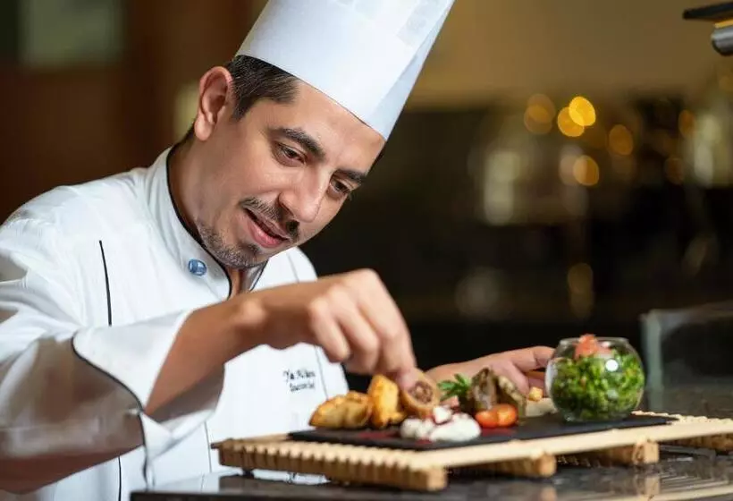 Hotel Al Rawda Arjaan By Rotana, Abu Dhabi