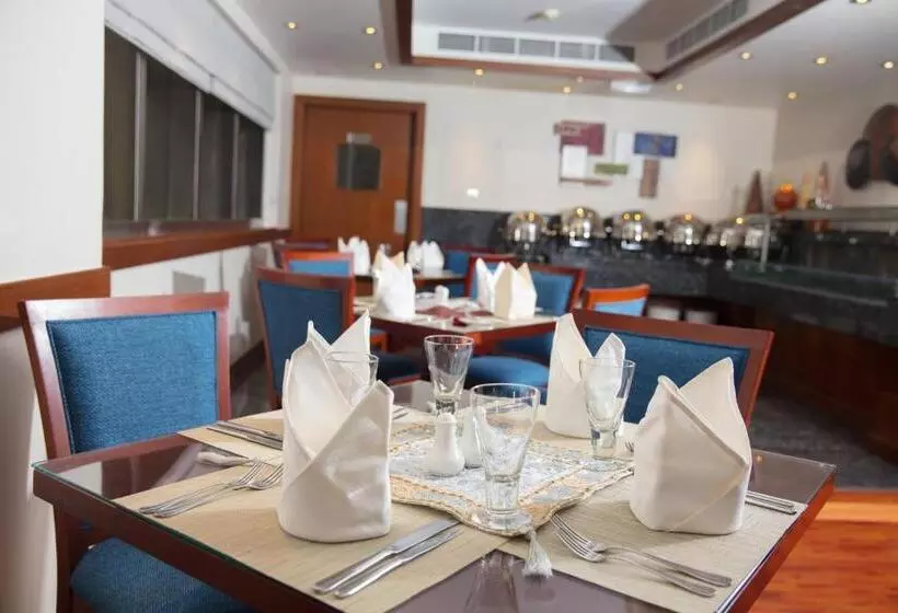 Hotel Al Rawda Arjaan By Rotana, Abu Dhabi