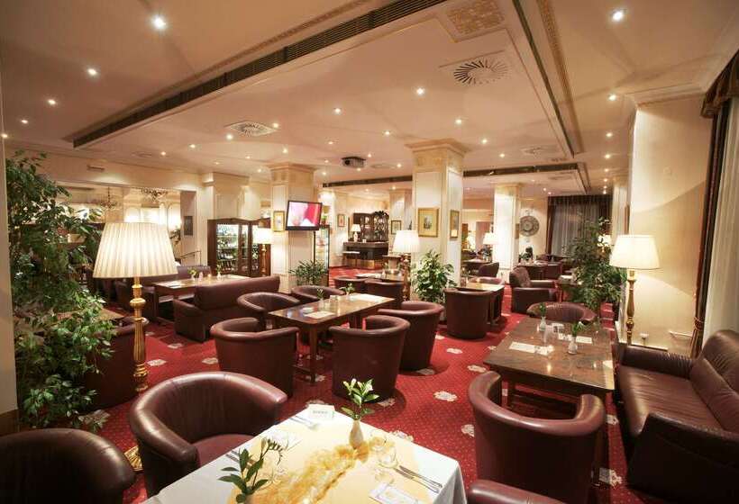 هتل Ambassador Zlata Husa