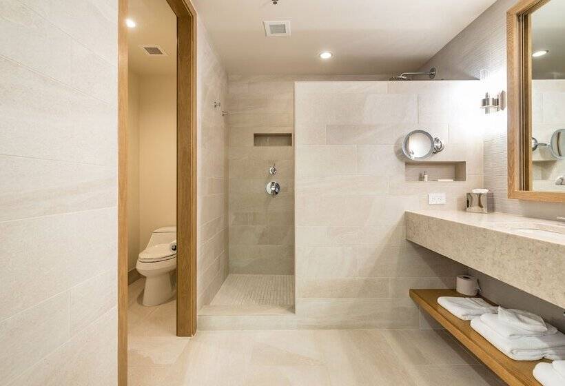 בית מלון כפרי Bellevue Club