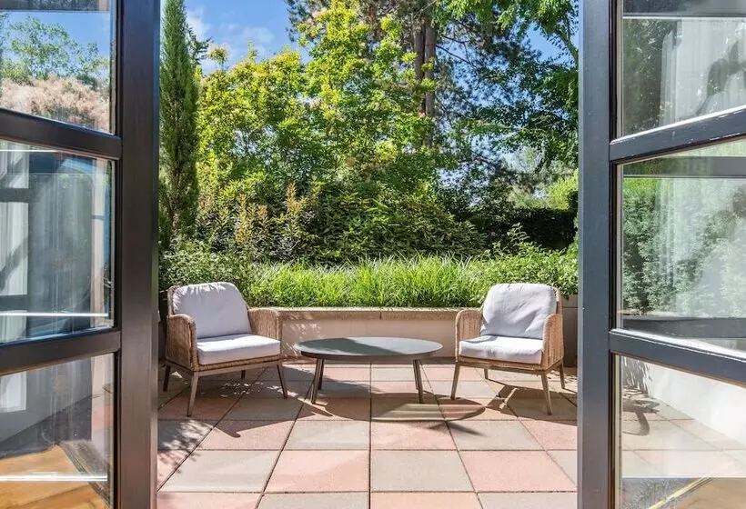 酒店 Bellevue Club