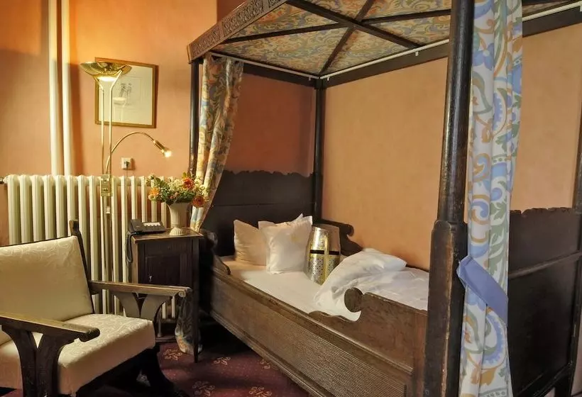 בית מלון כפרי Burg Trendelburg