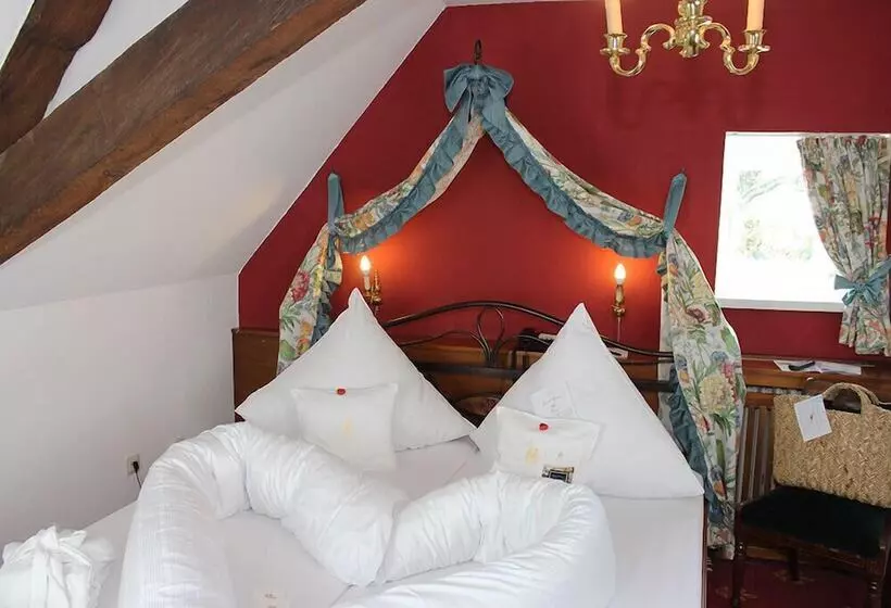 בית מלון כפרי Burg Trendelburg