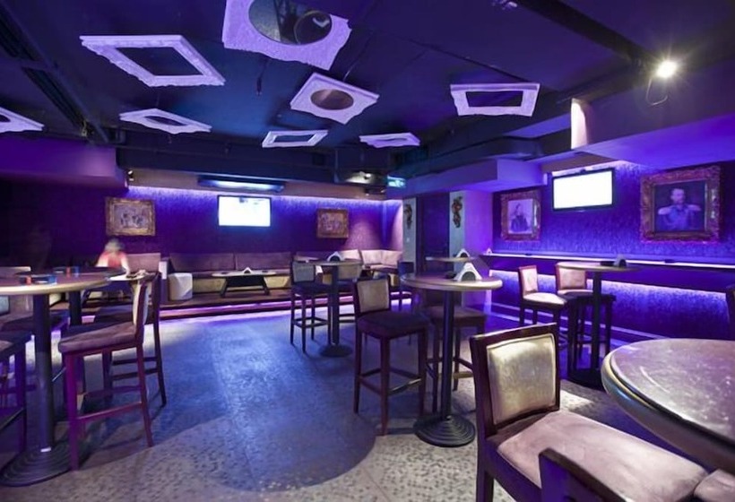 Capitol Hotel Jumeirah Dubai